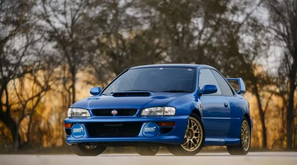 Subaru Impreza 22B STi. Ảnh: Hotcars. Subaru Impreza 22B STi. Ảnh: Hotcars.