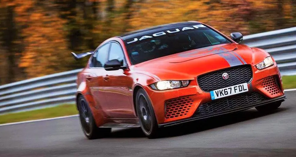 Dự án Jaguar XE 8. Ảnh: Hotcars.