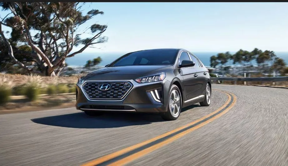 Hyundai Ioniq. Ảnh: Hotcars. Hyundai Ioniq. Ảnh: Hotcars.