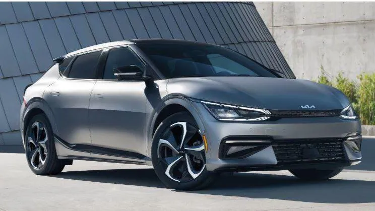 Xe điện thân thiện với môi trường đến mức nào. Ảnh: Motorbiscuit.