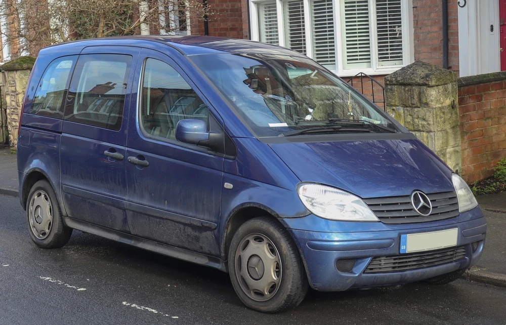 Mercedes Vaneo. Ảnh: Hotcars.