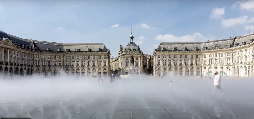 Bordeaux là giấc mơ của những người yêu thích rượu vang. Ảnh: Wonderslist. Bordeaux là giấc mơ của những người yêu thích rượu vang. Ảnh: Wonderslist.