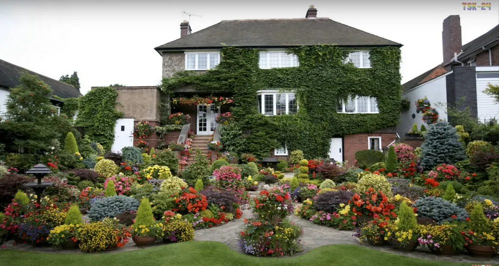 Giverny là một ngôi làng nhỏ nằm ở phía tây bắc nước Pháp. Ảnh: Wonderslist. Giverny là một ngôi làng nhỏ nằm ở phía tây bắc nước Pháp. Ảnh: Wonderslist.