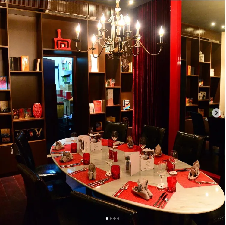 Nhà hàng chuyên phục vụ các món ăn kiểu Âu cao cấp. Ảnh: Thetravel.