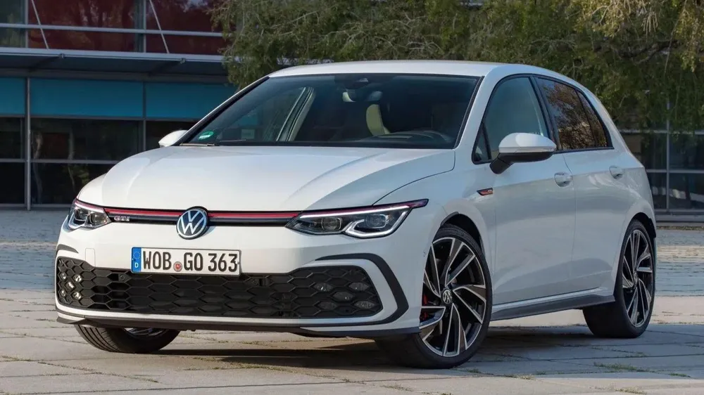 Volkswagen GTI 2021. Ảnh: Hotcars.
