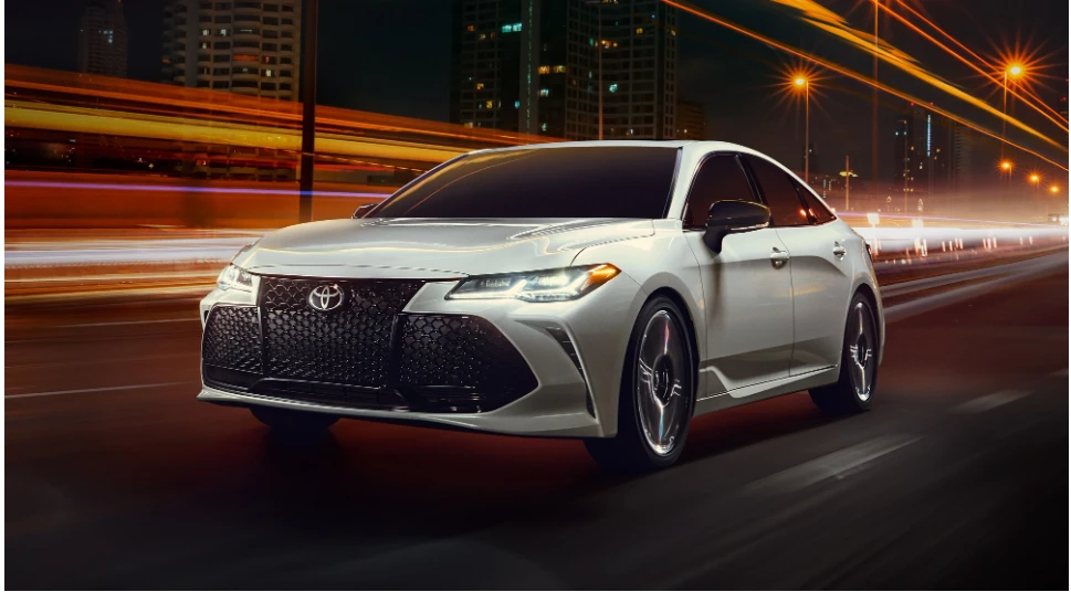 Toyota Avalon. Ảnh: Motorbiscit.