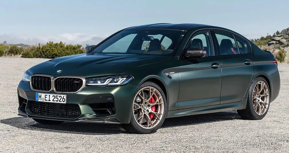BMW M5 CS 2022 là chiếc xe nhanh nhất và mạnh. Ảnh: Hotcars.