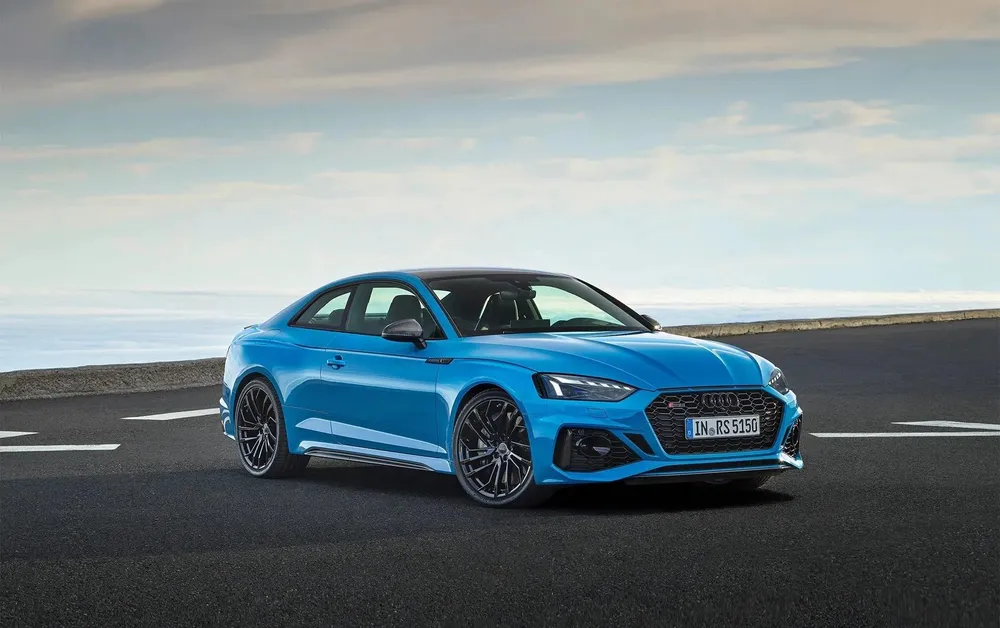 Audi RS 5 Coupe là một chiếc xe thể thao sang trọng mang đến một chuyến đi êm ái. Ảnh: Hotcar. Audi RS 5 Coupe là một chiếc xe thể thao sang trọng mang đến một chuyến đi êm ái. Ảnh: Hotcar.