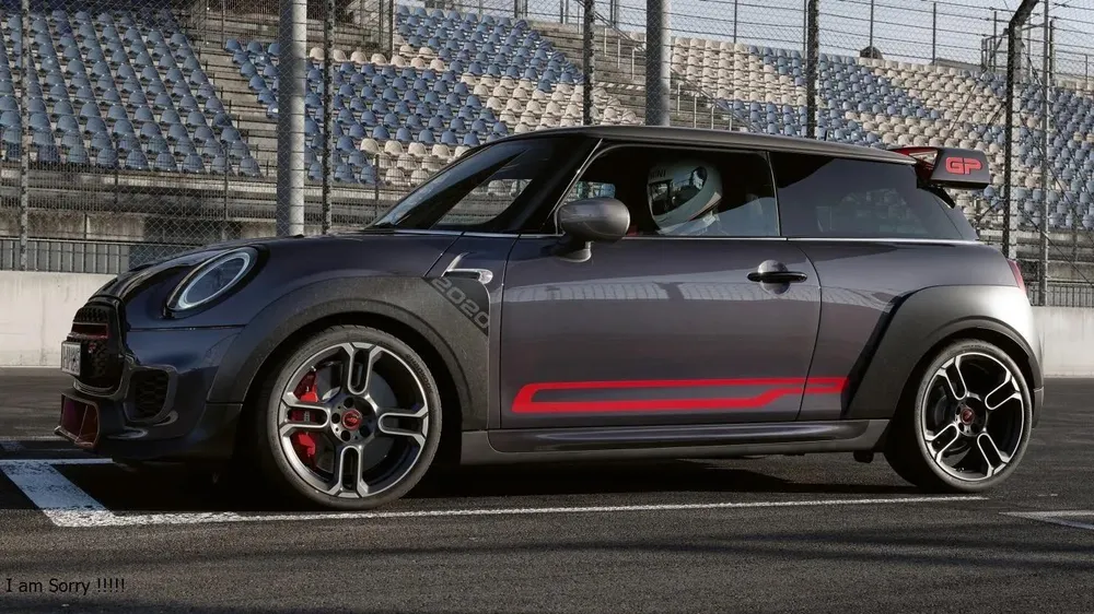 Mini JCW GP có khả năng tăng tốc từ 0-100 km/h trong 5,2 giây. Ảnh: Hotcars.