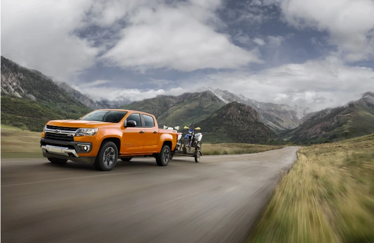 Chevrolet Colorado WT (Work Truck) 2021 được trang bị động cơ 4 xi-lanh 2.5L. Ảnh: Motorbiscuit.
