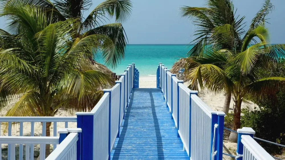 Brisas Santa Lucia là khu nghỉ dưỡng phù hợp cho gia đình và bạn bè. Ảnh: Thetravel.