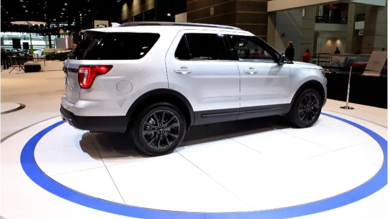 Ford Explorer 2017 đã trải qua 10 lần thu hồi kể từ khi được bán cách đây 6 năm. Ảnh: Motorbiscuit. Ford Explorer 2017 đã trải qua 10 lần thu hồi kể từ khi được bán cách đây 6 năm. Ảnh: Motorbiscuit.