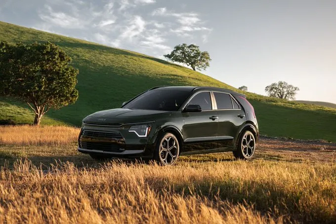 Niro 2023 cung cấp khả năng tiết kiệm nhiên liệu lên tới 53 mpg trong thành phố và 54 mpg trên đường cao tốc. Ảnh: Motorbiscuit.