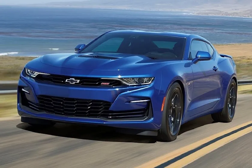 Chevrolet Camaro cũng giống như Ford Mustang Chevrolet. Ảnh: Carbuzz. Chevrolet Camaro cũng giống như Ford Mustang Chevrolet. Ảnh: Carbuzz.