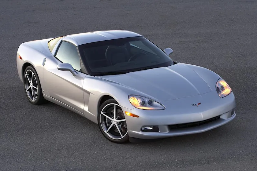 Corvette là một chiếc xe cực kỳ nhanh dưới 30.000 USD. Ảnh: Carbuzz. Corvette là một chiếc xe cực kỳ nhanh dưới 30.000 USD. Ảnh: Carbuzz.