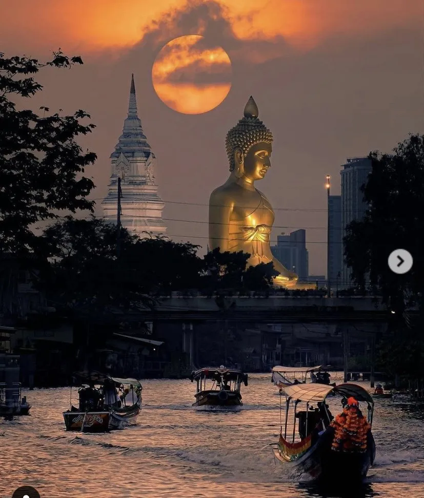 Thái Lan được mệnh danh là xứ sở chùa vàng. Ảnh: Thetravel.