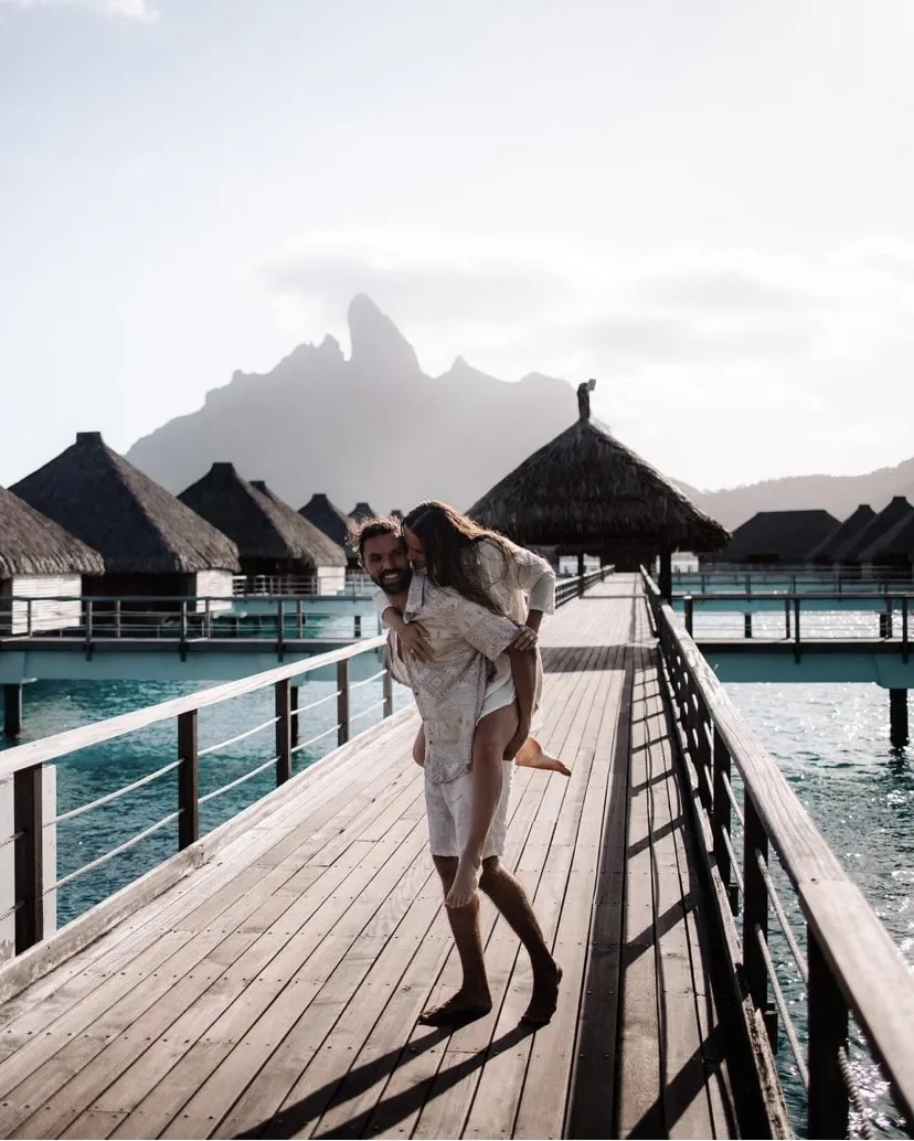Khu nghỉ dưỡng St. Regis Bora Bora – Polynesia, Pháp độc đáo và thu hút. Ảnh: Thetravel. Khu nghỉ dưỡng St. Regis Bora Bora – Polynesia, Pháp độc đáo và thu hút. Ảnh: Thetravel.