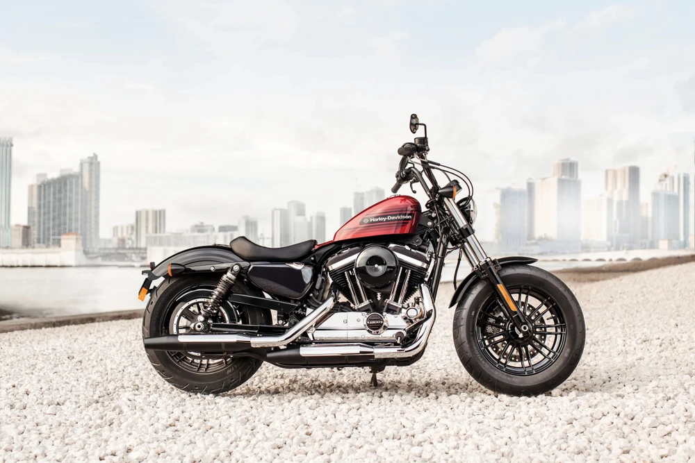 Harley-Davidson XL1200X-48 2016 có giá 9.735 USD. Ảnh: Hotcars.