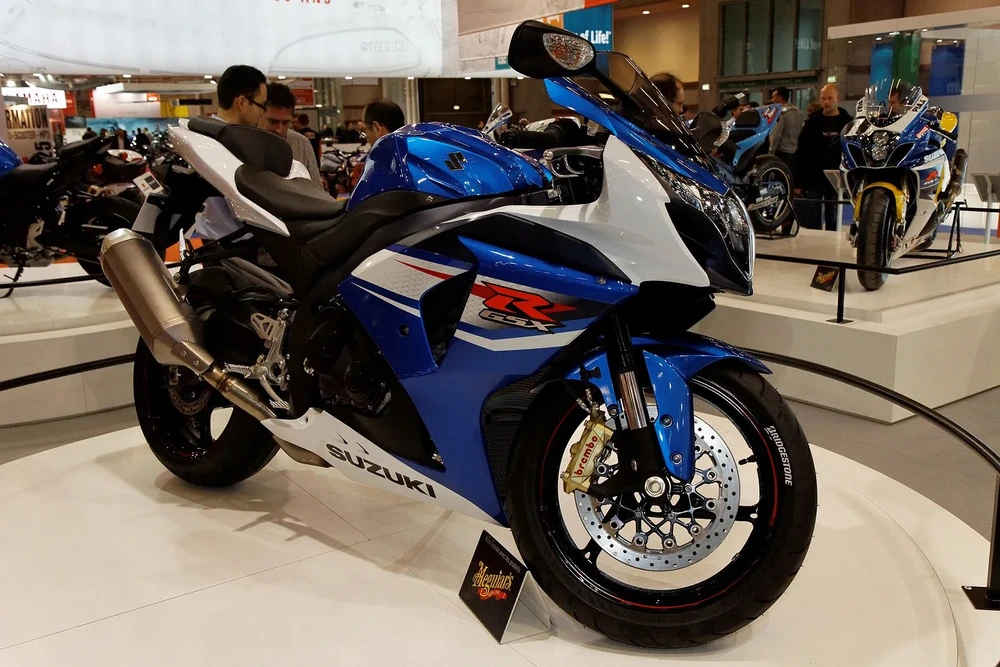 Suzuki GSX-R1000 2011 có giá 9.625 USD. Ảnh: Hotcars.
