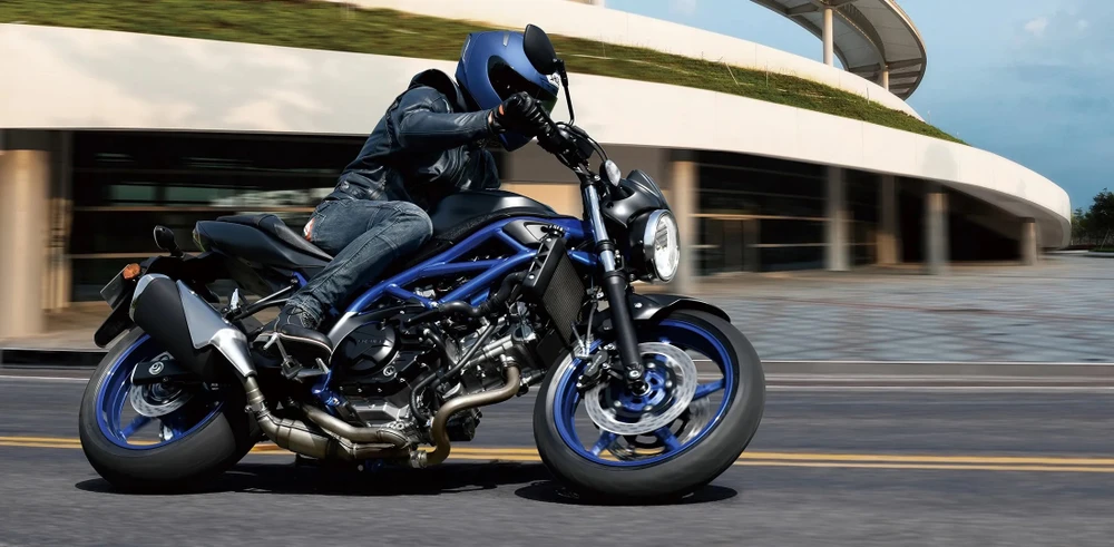 Suzuki SV650 2020 có giá 7.120 USD. Ảnh: Hotcars.