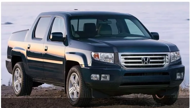 Honda Ridgeline 2012. Ảnh: Motorbiscuit. Honda Ridgeline 2012. Ảnh: Motorbiscuit.