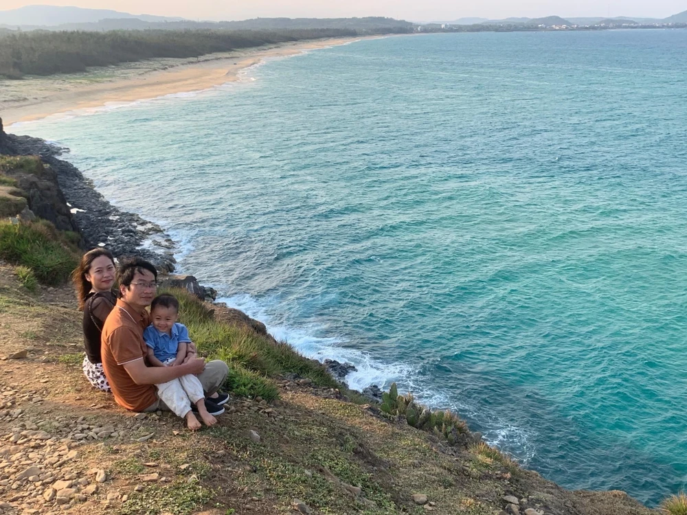 Nếu du khách có ý định ngắm bình minh ở đây thì phải nên thức dậy thật sớm. Ảnh: SONG ANH. Nếu du khách có ý định ngắm bình minh ở đây thì phải nên thức dậy thật sớm. Ảnh: SONG ANH.