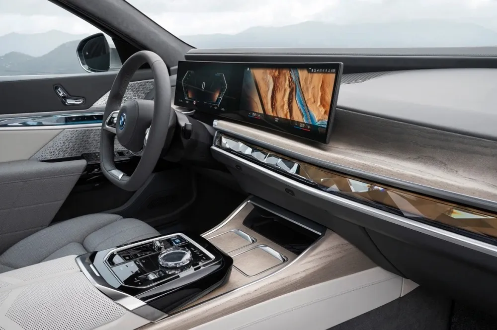 BMW i7 2023. Ảnh: Motorbiscuit.