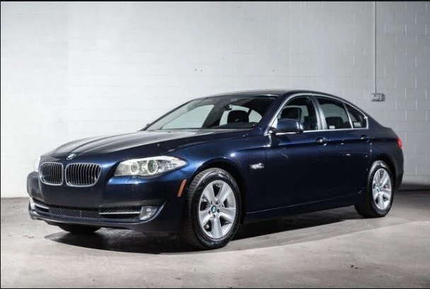 Mẫu xe BMW 5 Series 2013. Ảnh: Motorbiscuit.