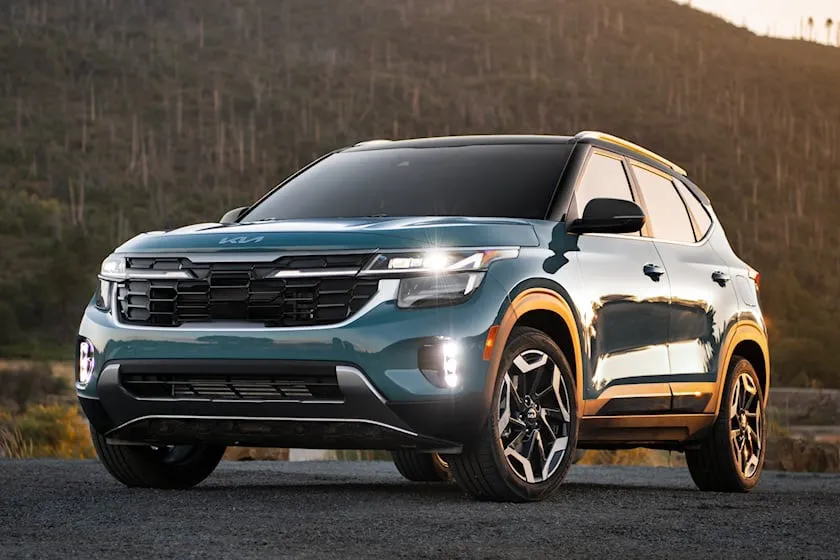 Kia Seltos 2024. Ảnh: Carbuzz. Kia Seltos 2024. Ảnh: Carbuzz.