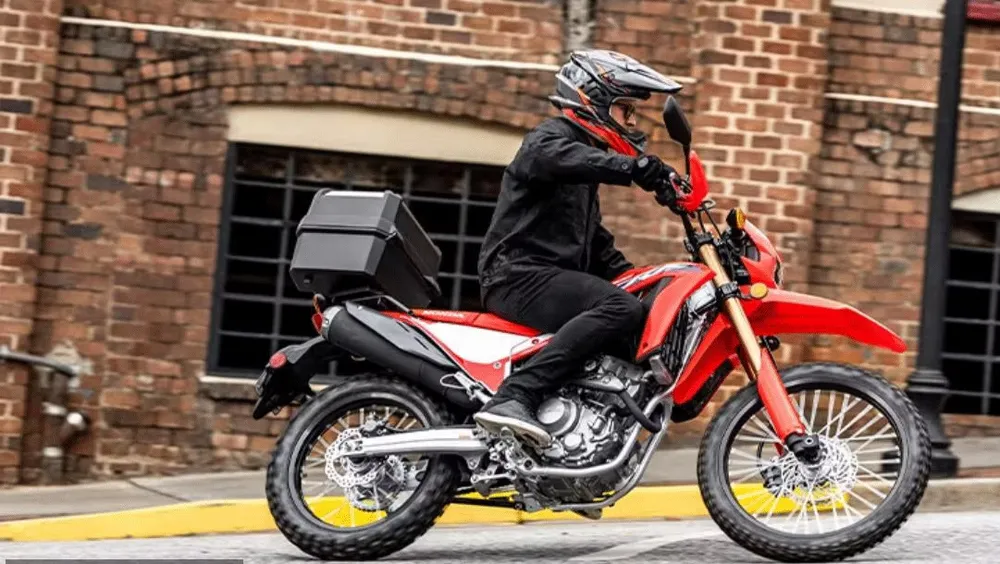 Honda CRF300L 2023. Ảnh: Hotcar. Honda CRF300L 2023. Ảnh: Hotcar.