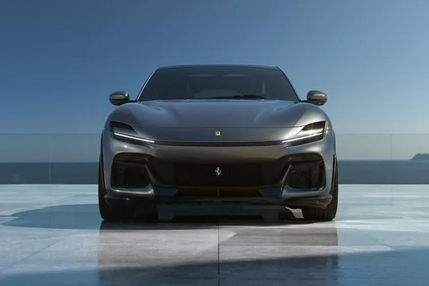 Ferrari Purosangue có giá hơn 9,4 tỉ đồng. Ảnh: Carbuzz. Ferrari Purosangue có giá hơn 9,4 tỉ đồng. Ảnh: Carbuzz.