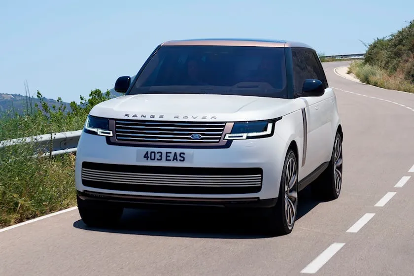 Range Rover SV có giá hơn 5,5 tỉ đồng. Ảnh: Carbuzz. Range Rover SV có giá hơn 5,5 tỉ đồng. Ảnh: Carbuzz.