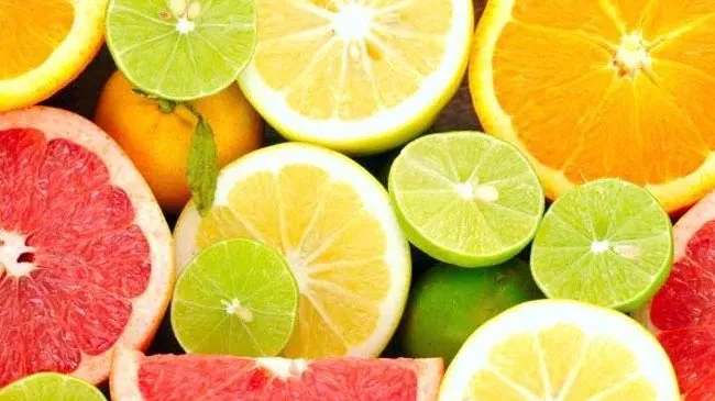Các loại trái cây có múi như cam và chanh chứa rất nhiều loại vitamin quan trọng này. Ảnh: NDTV. Các loại trái cây có múi như cam và chanh chứa rất nhiều loại vitamin quan trọng này. Ảnh: NDTV.