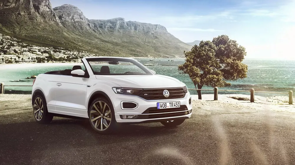 Volkswagen T-Roc Cabriolet. Ảnh: Hotcars. Volkswagen T-Roc Cabriolet. Ảnh: Hotcars.