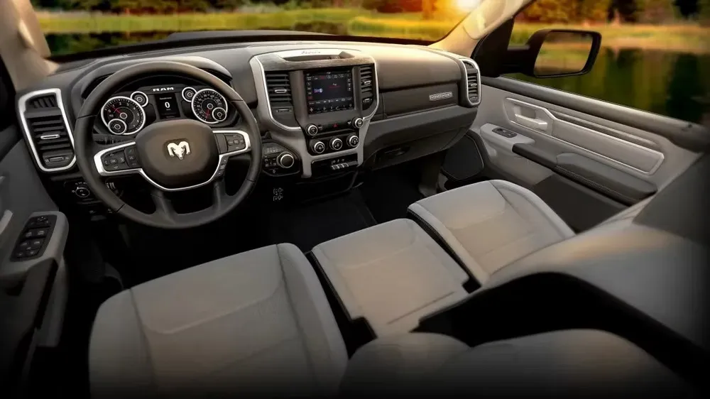 Ghế băng. Ảnh: Hotacrs. Ghế băng. Ảnh: Hotacrs.