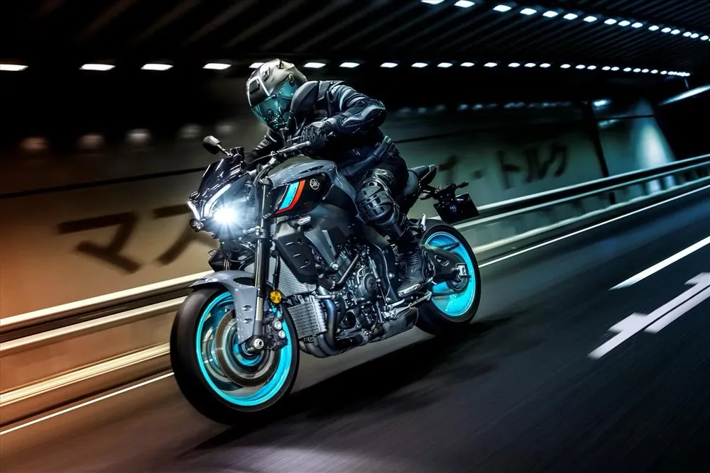 Yamaha MT-10 có giá 337 triệu đồng. Ảnh: Hotcars.