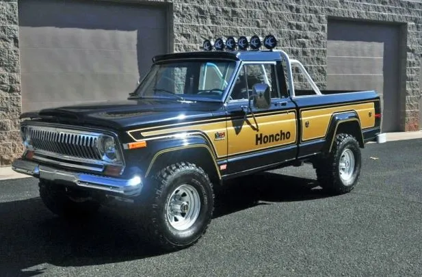 Xe Jeep J10 Honcho. Ảnh: Motorbiscuit.
