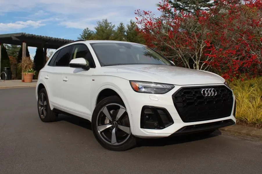 Audi Q5 đang bán chạy hơn gần 36% so với năm ngoái. Ảnh: Motorbiscuit. Audi Q5 đang bán chạy hơn gần 36% so với năm ngoái. Ảnh: Motorbiscuit.