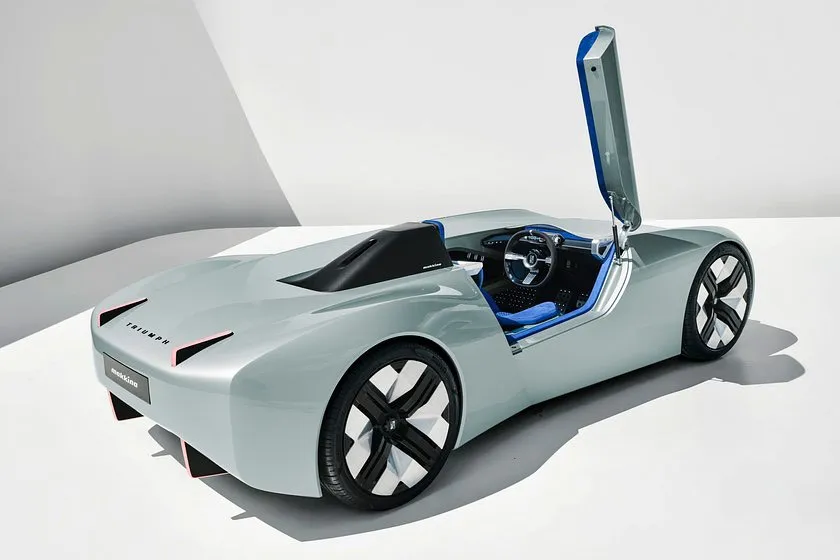 Triumph TR25. Ảnh: Carbuzz. Triumph TR25. Ảnh: Carbuzz.