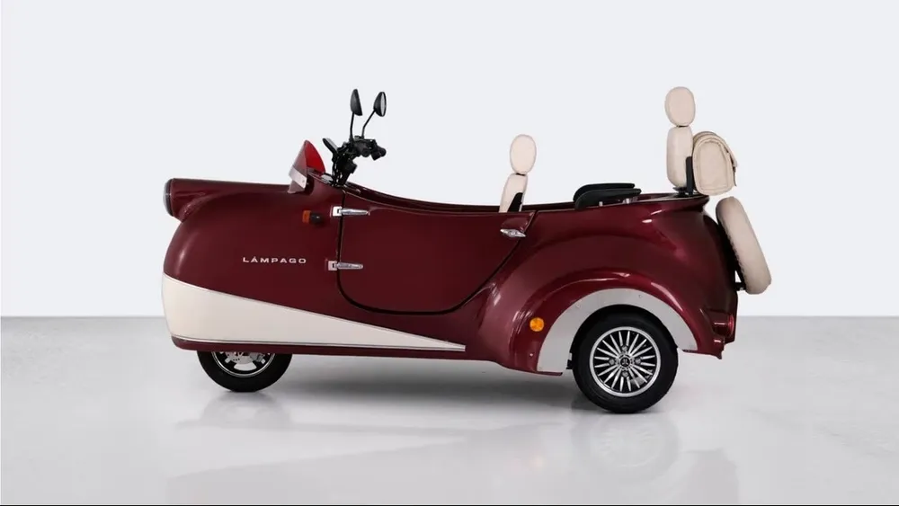 Xe có phạm vi di chuyển từ 25 đến 45 dặm (40 đến 70 km). Ảnh: Autoevolution. Xe có phạm vi di chuyển từ 25 đến 45 dặm (40 đến 70 km). Ảnh: Autoevolution.