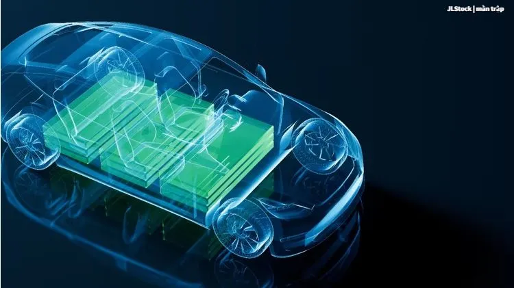 Giá pin thể rắn được ước tính sẽ dao động từ 400 USD/kWh đến 800 USD/kWh (hơn 6 – 19 triệu đồng) vào năm 2026. Ảnh: Toyota.