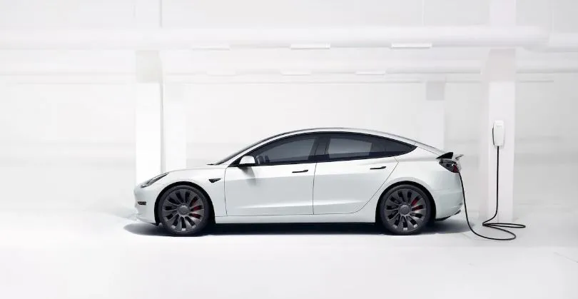 Tesla Model X. Ảnh: Motorbiscuit.