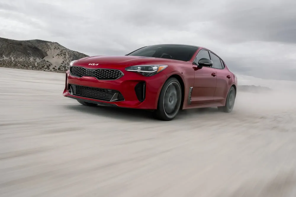 Kia Stinger GT2. Ảnh: Motorbiscuit. Kia Stinger GT2. Ảnh: Motorbiscuit.
