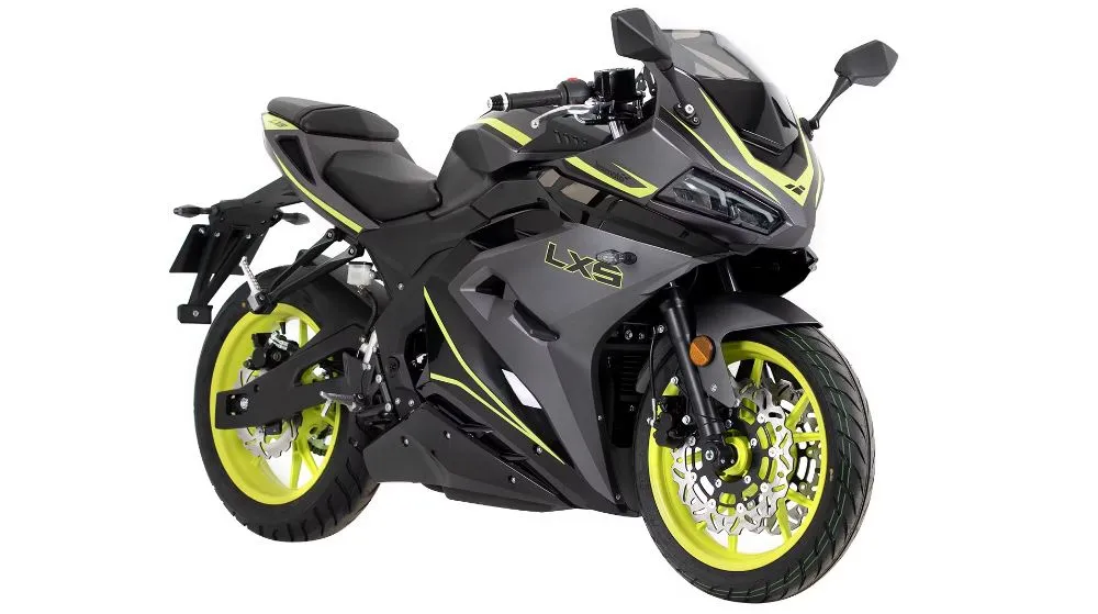 Lexmoto LXS 125. Ảnh: Topspeed. Lexmoto LXS 125. Ảnh: Topspeed.