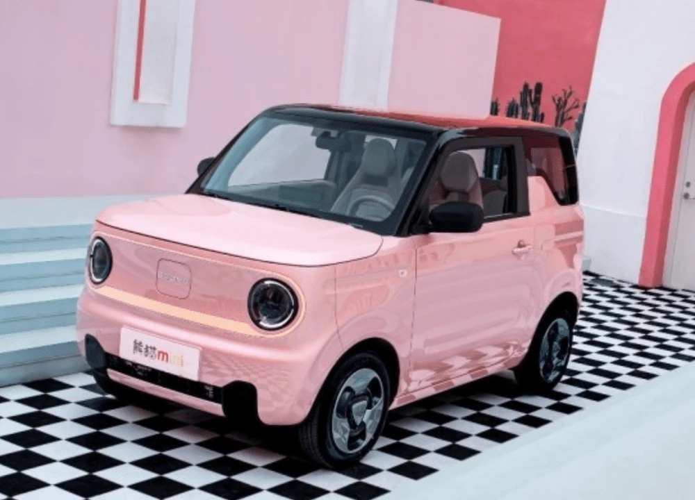 Xe đã bán được hơn 65.000 chiếc kể từ khi gia nhập thị trường vào tháng Hai. Ảnh: Carnewschina. Geely-giam-gia-gan-34 trieu-dong -va-nhieu-uu-dai-khac- cho -mau- xe -dien-4.png