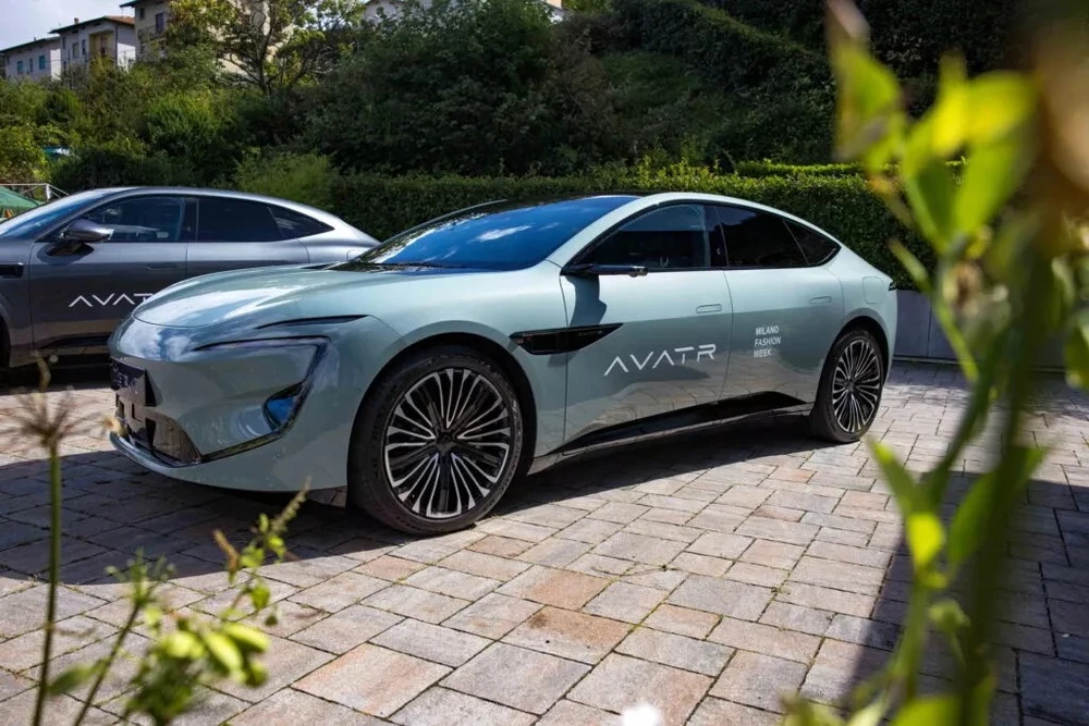 Xe -dien- Avatr 11 -va-12 -cua- Trung -Quoc- lam- rung -chuyen -thi- truong- xa- xi-3.jpg