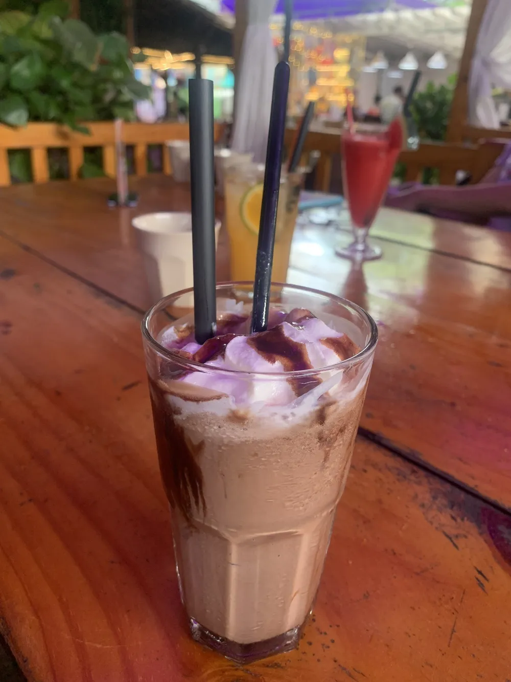 Bột ca cao chứa một lượng nhỏ caffeine, có thể giúp tăng cường năng lượng tự nhiên. Ảnh: PHƯƠNG LÊ. Ca- cao- khong -chi- tot- cho- tim -ma- con- giam- huyat- ap -cao-1.jpg