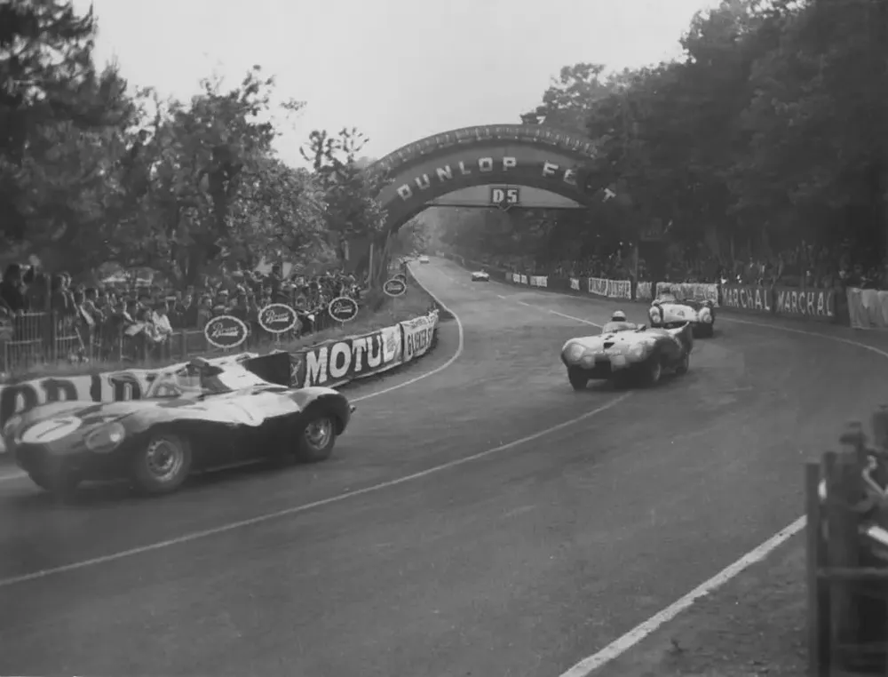 Mercedes-Benz 300 SLR Uhlenhaut Coupé. Ảnh: Motorbiscuit. Chiem- nguong- 4 -chiec- xe- hiem -nhat- hanh- tinh -nam -2023-Mercedes-Benz 300 SLR Uhlenhaut Coupé.jpg