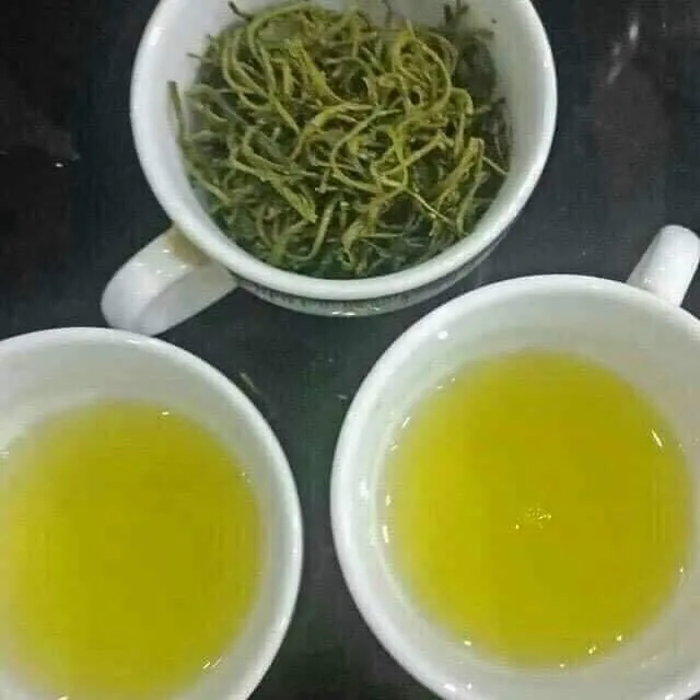 Trà xanh chứa chất chống oxy hóa tự nhiên này thúc đẩy quá trình oxy hóa chất béo. Ảnh: PHƯƠNG LÊ. Day-la-nhung-do-uong-giup-dot-chay-mo-bụng-tra-xanh.jpg