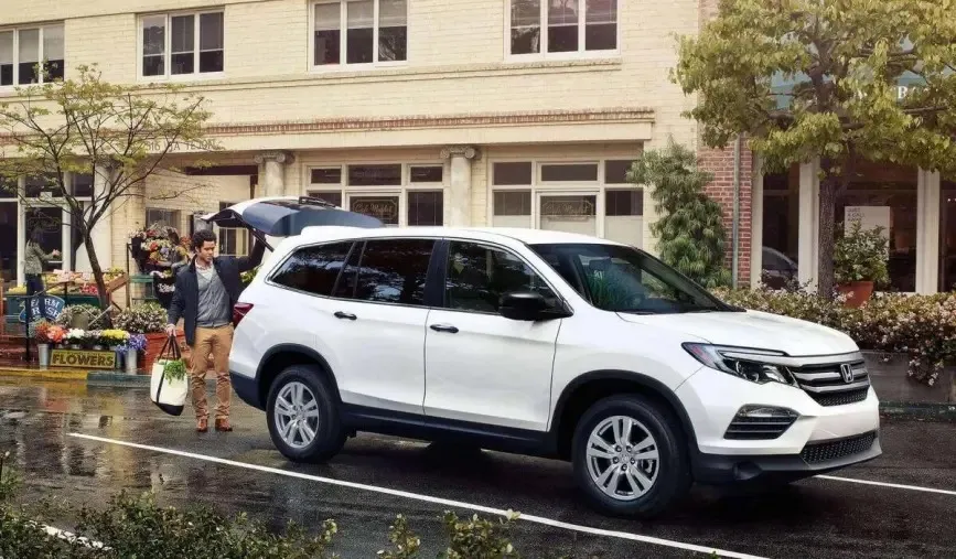 Honda thu hồi 250.000 xe SUV do sự cố vòng bi thanh truyền.jpg